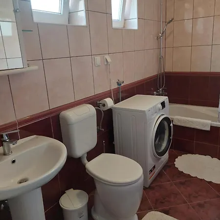 Jelena Апартаменти *