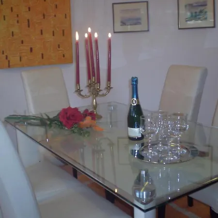 Jelena Апартаменти Задар