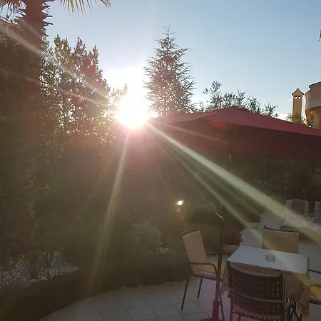 Jelena Апартаменти Задар